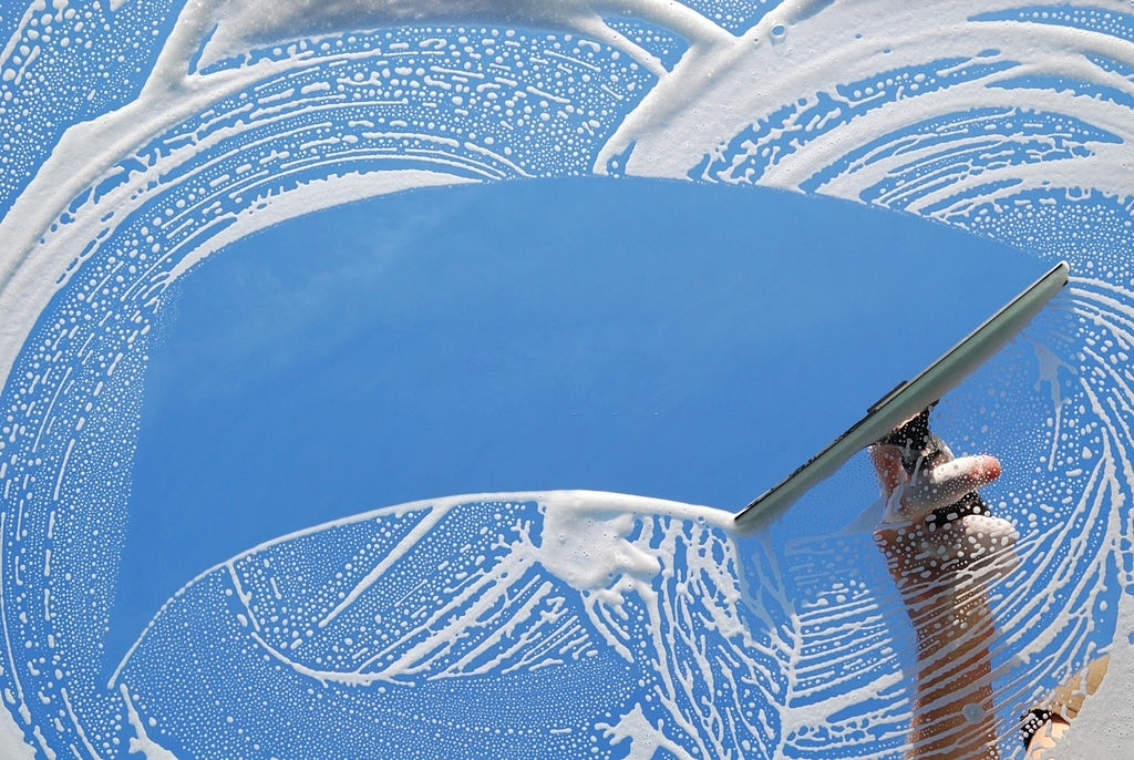 Window Washing Tips Gutter Cleaning Knoxville, TN Residential and