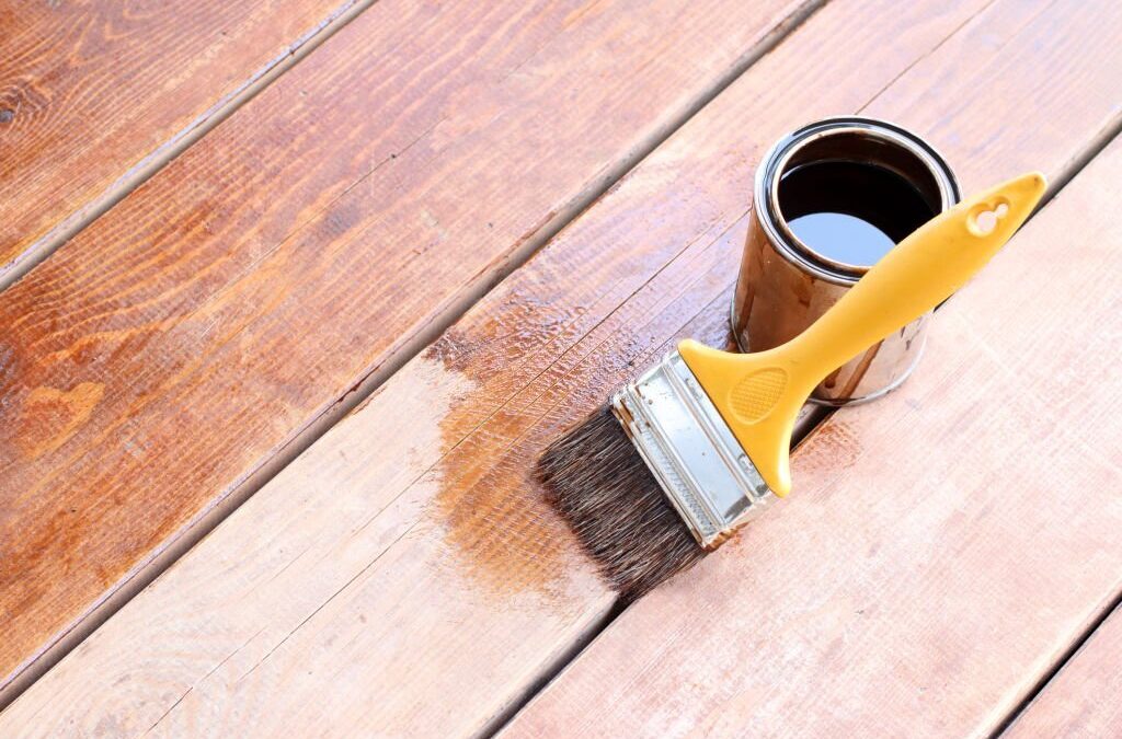 How to Clean and Restore a Deck in Knoxville